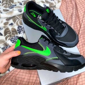 Nike air max excee green strike